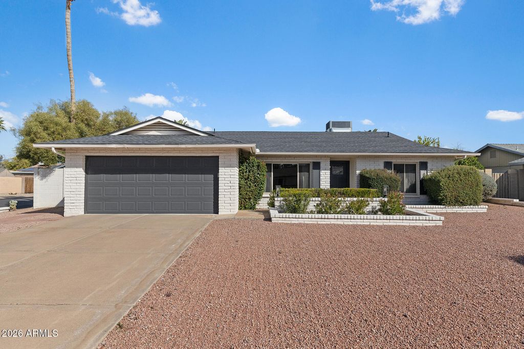 4932 E EVANS Drive, Scottsdale, AZ 85254 — photo 2