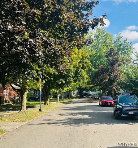 58 Montrose Avenue, Buffalo, NY 14214