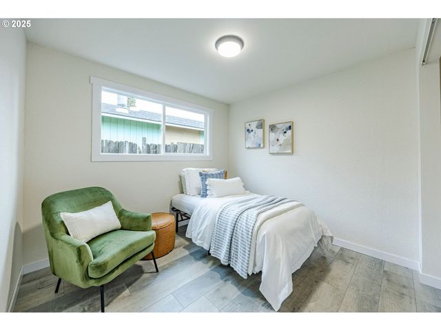 5982 G St, Springfield, OR 97478