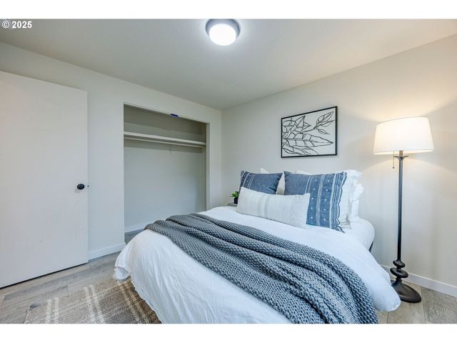 5982 G St, Springfield, OR 97478