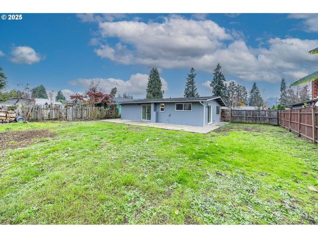 5982 G St, Springfield, OR 97478