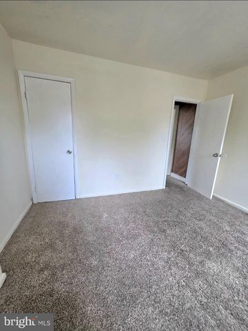 1727 ROBERTS AVE, Hamilton, NJ 08609