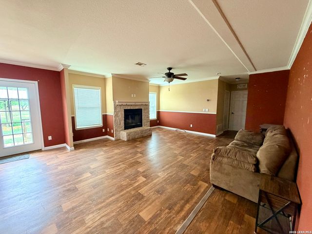 8824 W Fm 140, Charlotte, TX 78011