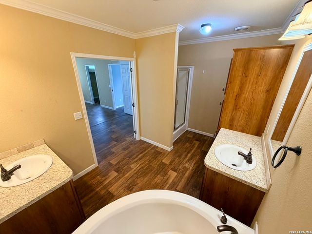 8824 W Fm 140, Charlotte, TX 78011