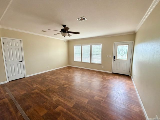 8824 W Fm 140, Charlotte, TX 78011