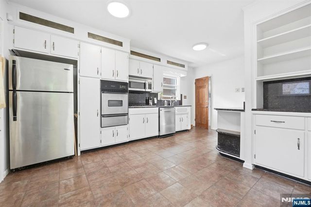 83 Franklin Street, Bloomfield, NJ 07003