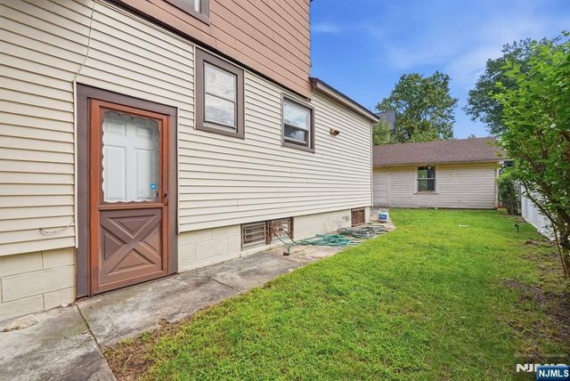 83 Franklin Street, Bloomfield, NJ 07003