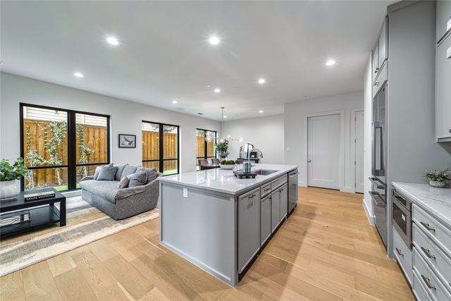 3601 Routh Street 1B, Dallas, TX 75219