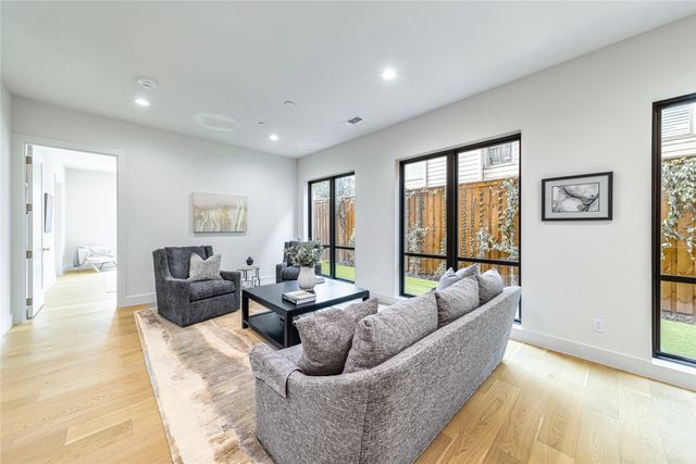 3601 Routh Street 1B, Dallas, TX 75219