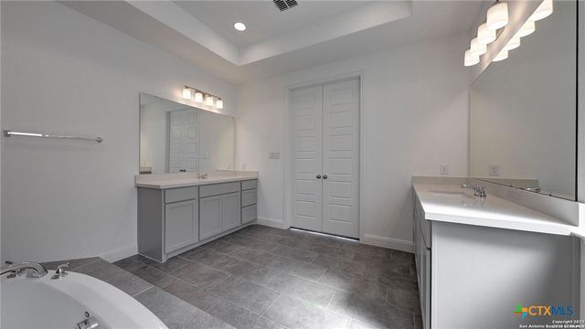 24110 Sidehill Lie, San Antonio, TX 78261