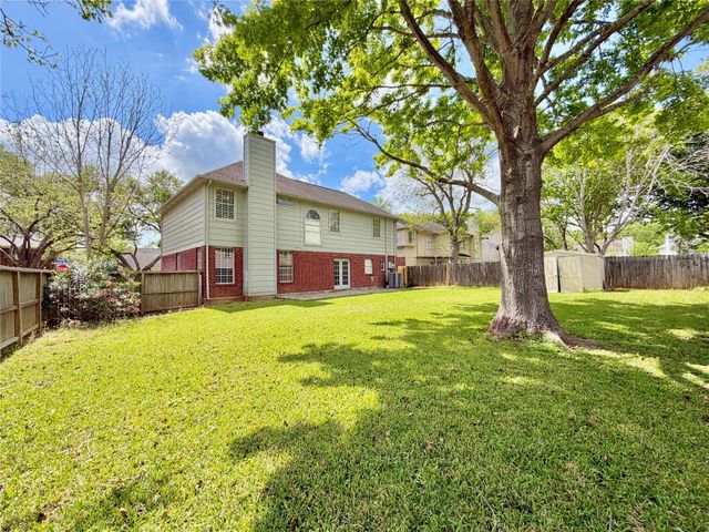 6315 Laurel Bush Lane, Sugar Land, TX 77479