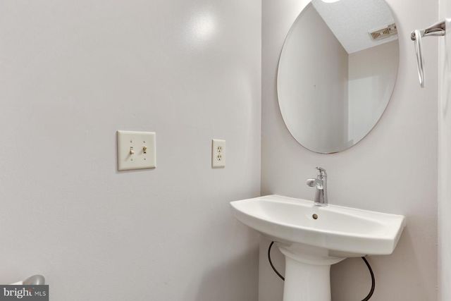140 BARROW, Princeton, NJ 08540