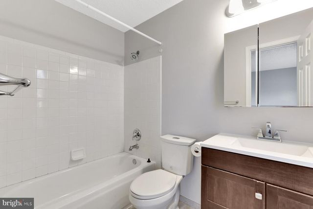 140 BARROW, Princeton, NJ 08540