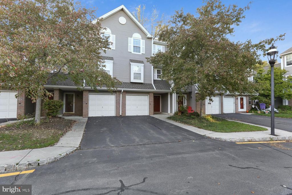 140 BARROW, Princeton, NJ 08540