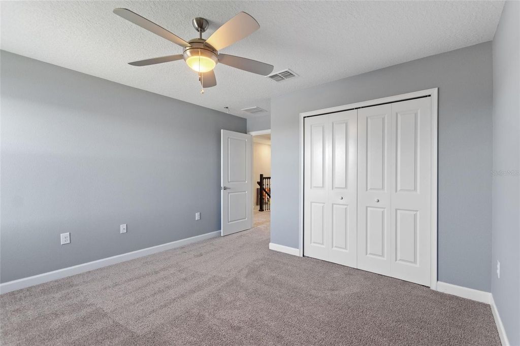 Image 19 of property listing at 1463 BUNKER DRIVE, Davenport, FL 33896