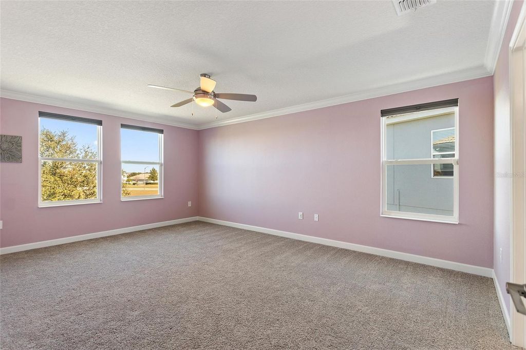 Image 24 of property listing at 1463 BUNKER DRIVE, Davenport, FL 33896