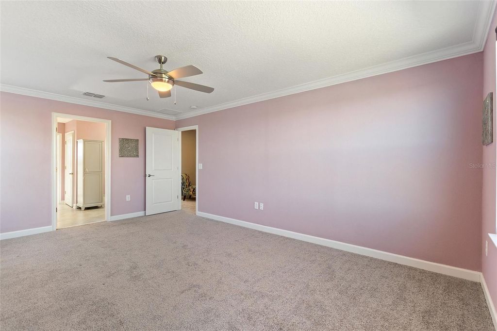 Image 25 of property listing at 1463 BUNKER DRIVE, Davenport, FL 33896