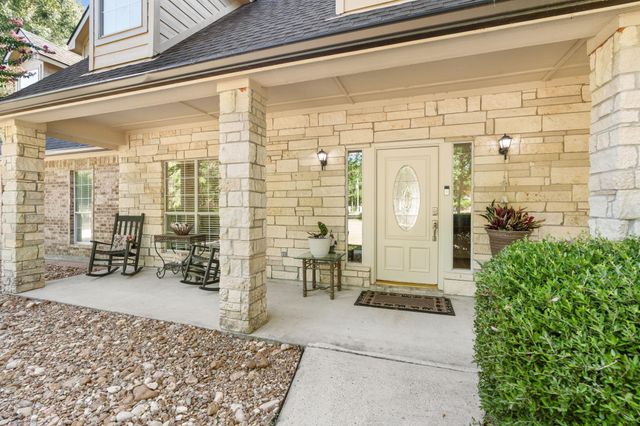 906 Vista Del Lago Drive, Huffman, TX 77336