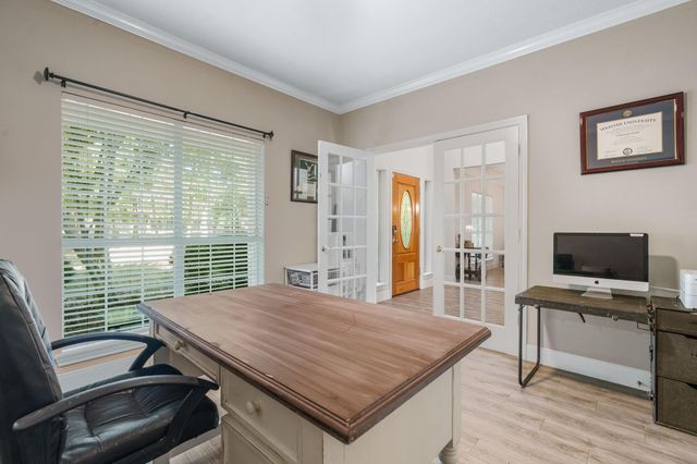 906 Vista Del Lago Drive, Huffman, TX 77336