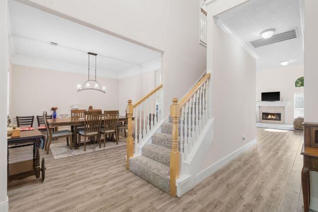 906 Vista Del Lago Drive, Huffman, TX 77336