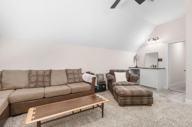 906 Vista Del Lago Drive, Huffman, TX 77336