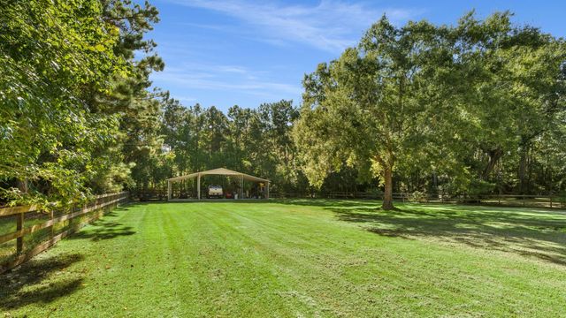 906 Vista Del Lago Drive, Huffman, TX 77336