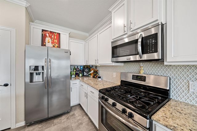 6548 Dream Catcher Lane, Dickinson, TX 77539