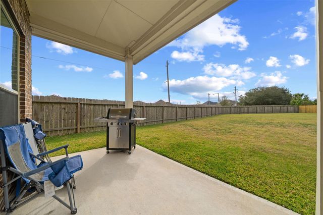 6548 Dream Catcher Lane, Dickinson, TX 77539