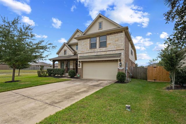 6548 Dream Catcher Lane, Dickinson, TX 77539