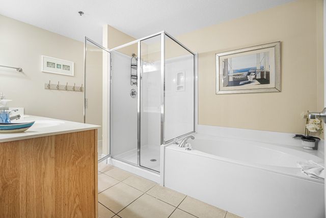 122 Seascape Drive 708, Destin, FL 32550