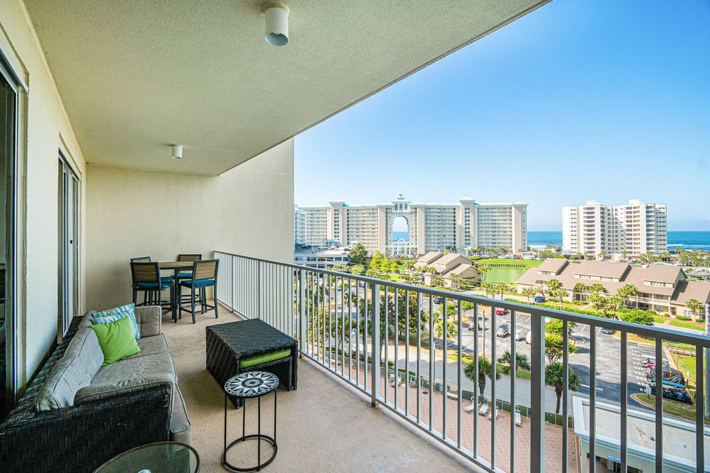 122 Seascape Drive 708, Destin, FL 32550