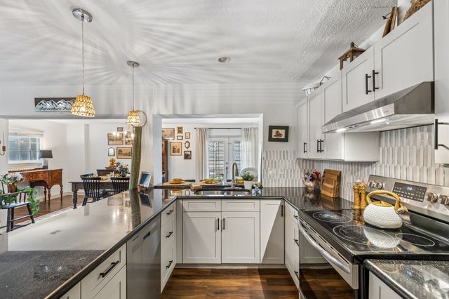 3118 Abbey Cove, Carrollton, TX 75007