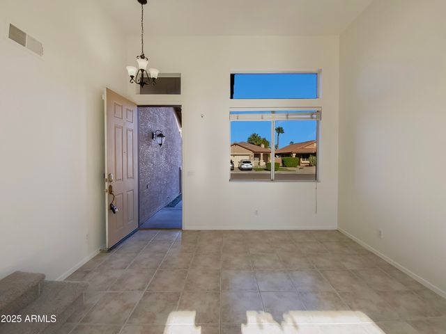 6805 W HARRISON Street, Chandler, AZ 85226