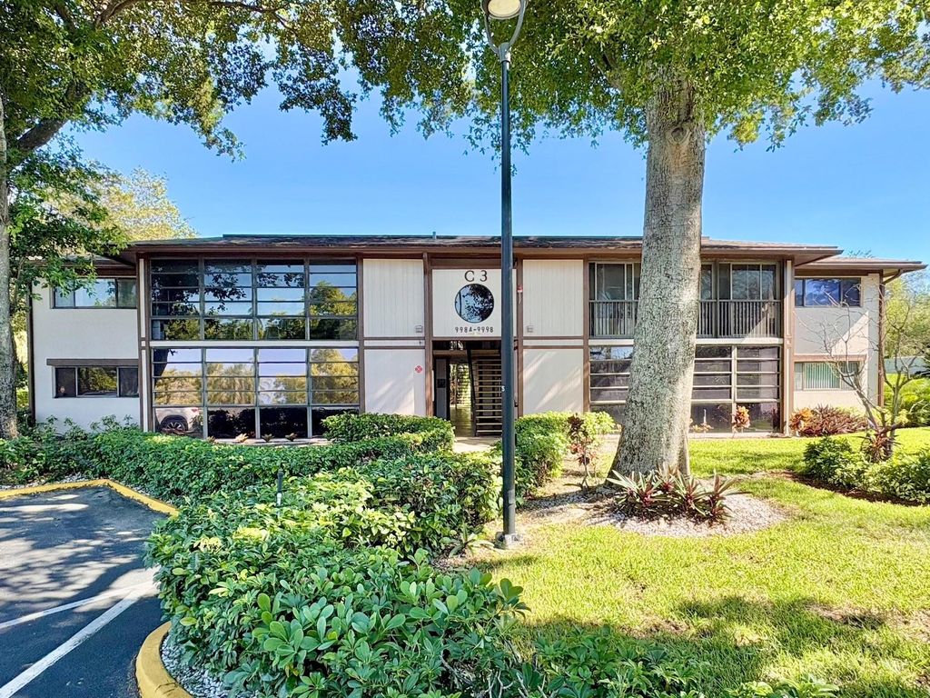 9988 N Belfort Cir 111, Tamarac, FL 33321