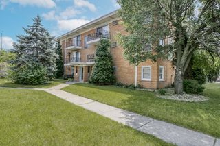 10735 S Lloyd Drive, Worth, IL 60482