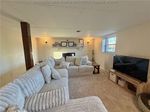 749 Grandview Avenue, Point Pleasant, WV 25550