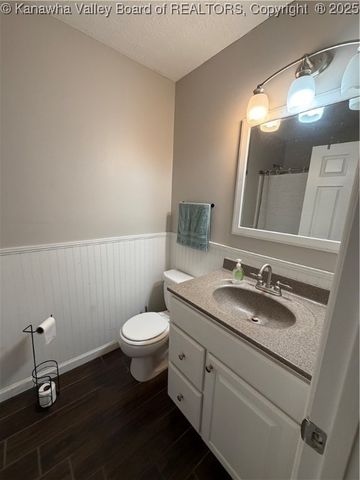 749 Grandview Avenue, Point Pleasant, WV 25550