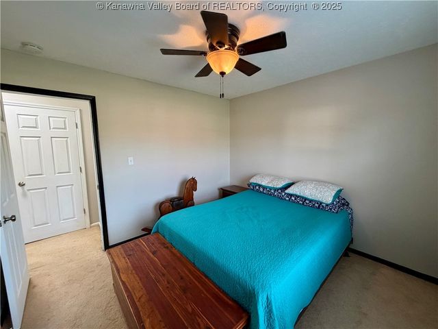 749 Grandview Avenue, Point Pleasant, WV 25550