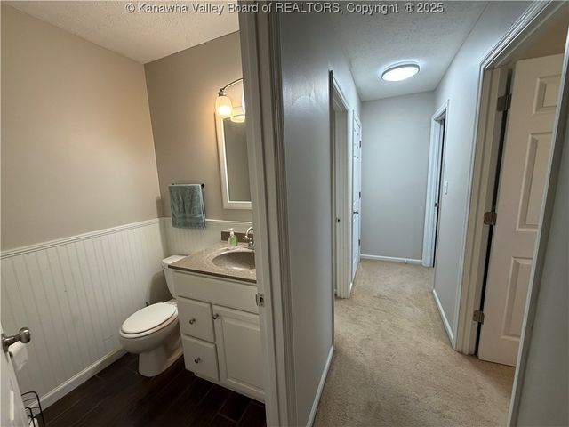 749 Grandview Avenue, Point Pleasant, WV 25550