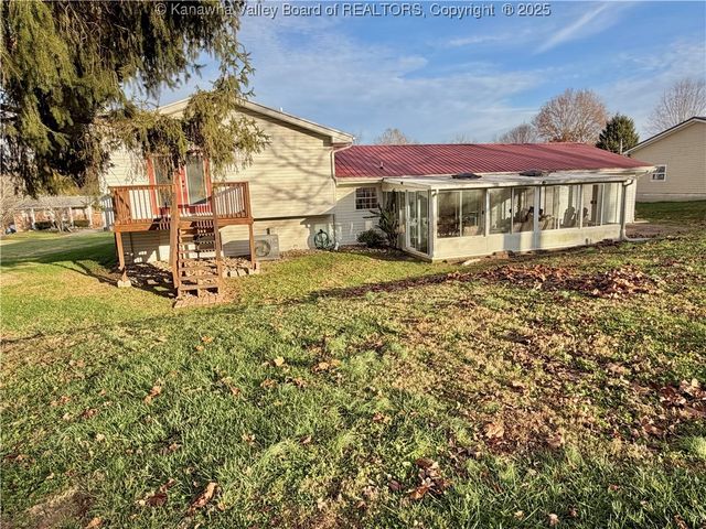 749 Grandview Avenue, Point Pleasant, WV 25550