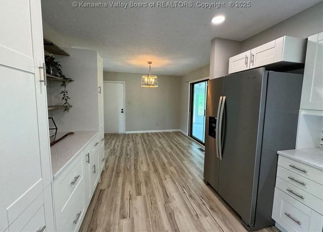 749 Grandview Avenue, Point Pleasant, WV 25550