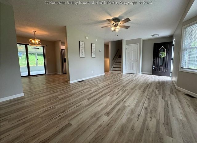 749 Grandview Avenue, Point Pleasant, WV 25550