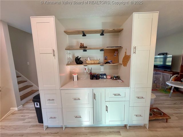 749 Grandview Avenue, Point Pleasant, WV 25550