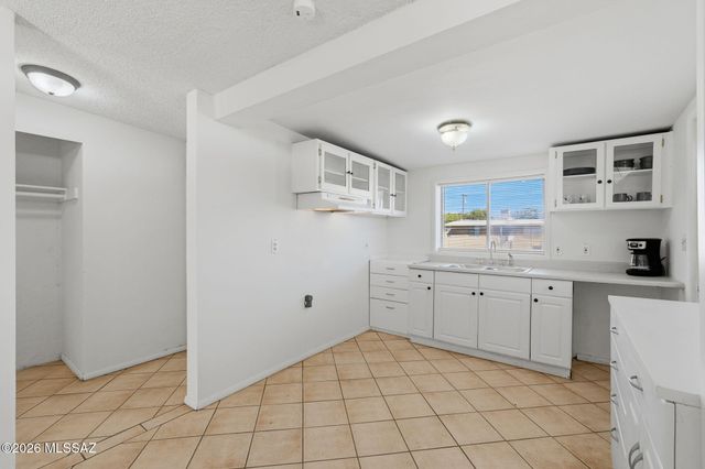 1226 E Missouri Street, Tucson, AZ 85714