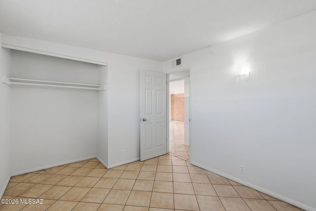 1226 E Missouri Street, Tucson, AZ 85714