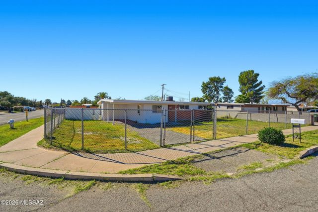 1226 E Missouri Street, Tucson, AZ 85714