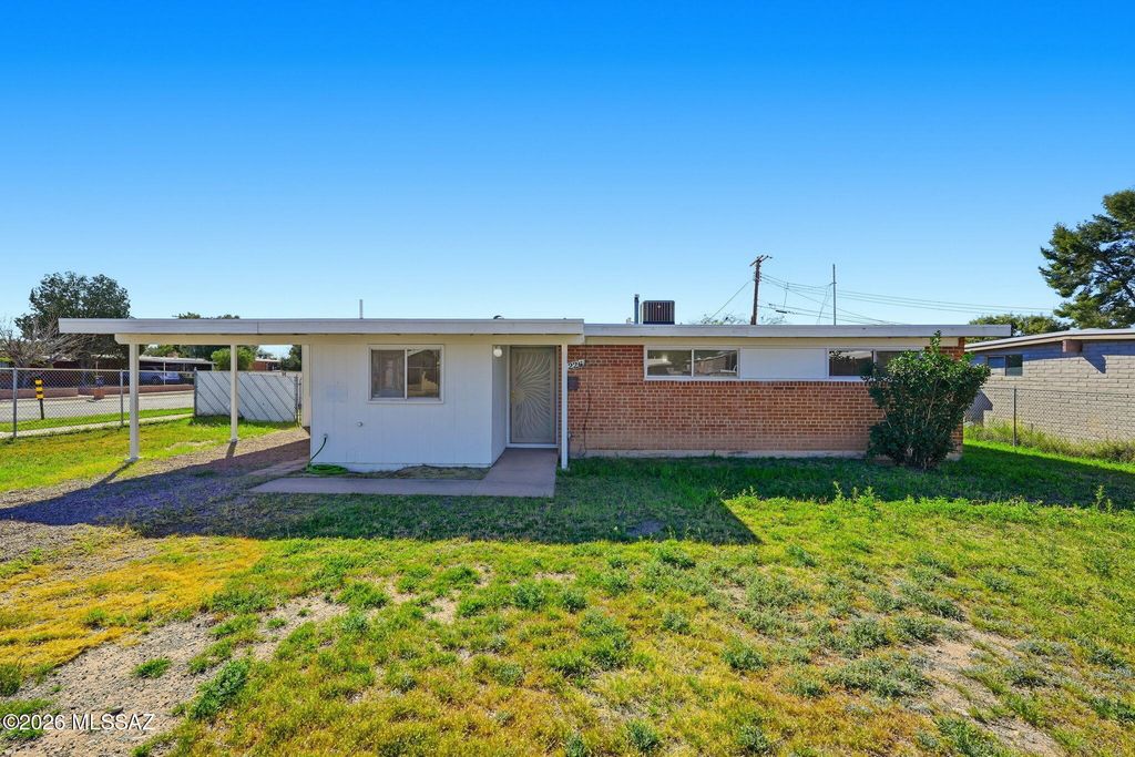 1226 E Missouri Street, Tucson, AZ 85714
