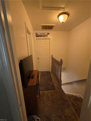 4047 Reese DR S, Portsmouth, VA 23703