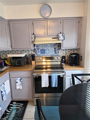 4047 Reese DR S, Portsmouth, VA 23703