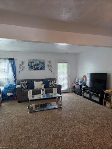 4047 Reese DR S, Portsmouth, VA 23703